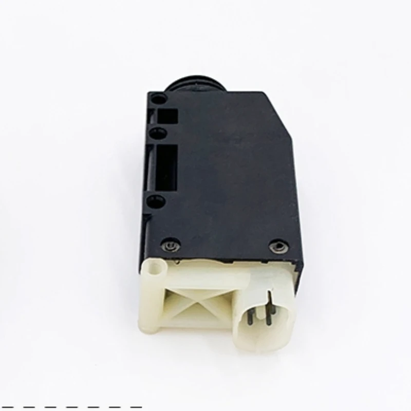 China Brand for Buick Sail for Chevrolet Sail Locker Central Control Door Actuator Door Lock Assembly 92955229 92955230 92955233