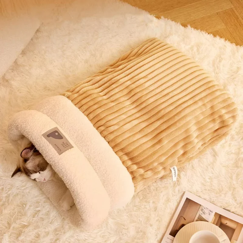 Cat Sleeping Bag Semi-Enclosed Puppy Kitten Warm Comfortable Bed Pet Winter Thickened Plush Pocket Type Nest Pet Supplies