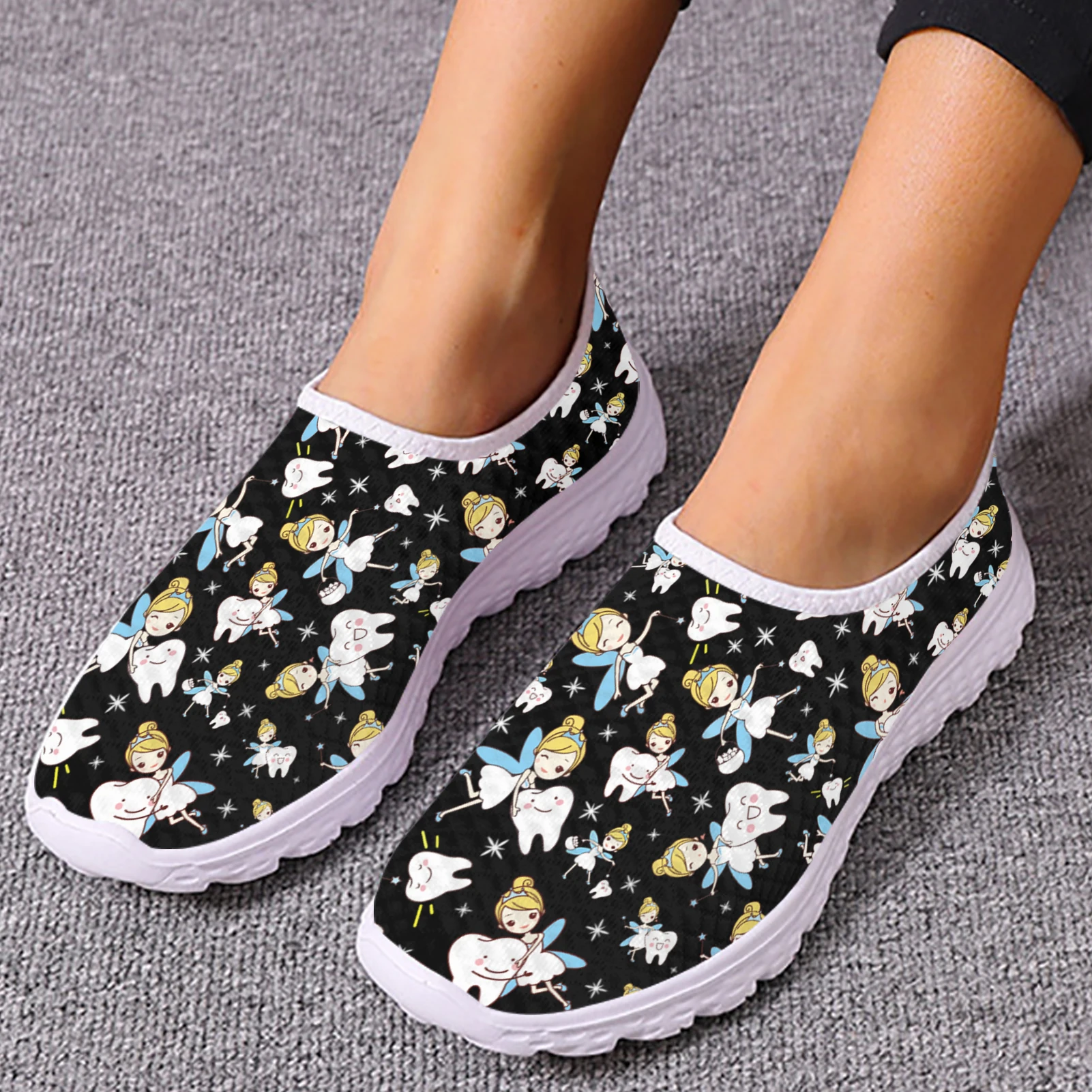 INSTANTARTS Cute Cartoon Nurse Elf/Teeth Print Casual Breathable Summer Shoes Black Mesh Shoes Casual Zapatos Planos De Mujer