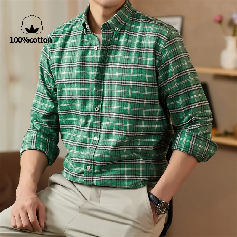 

100% Cotton, Breathable, Sweat-wicking, Durable, High-quality Classic Plaid Shirt for Men's Daily Commute in Spring and Autumn.