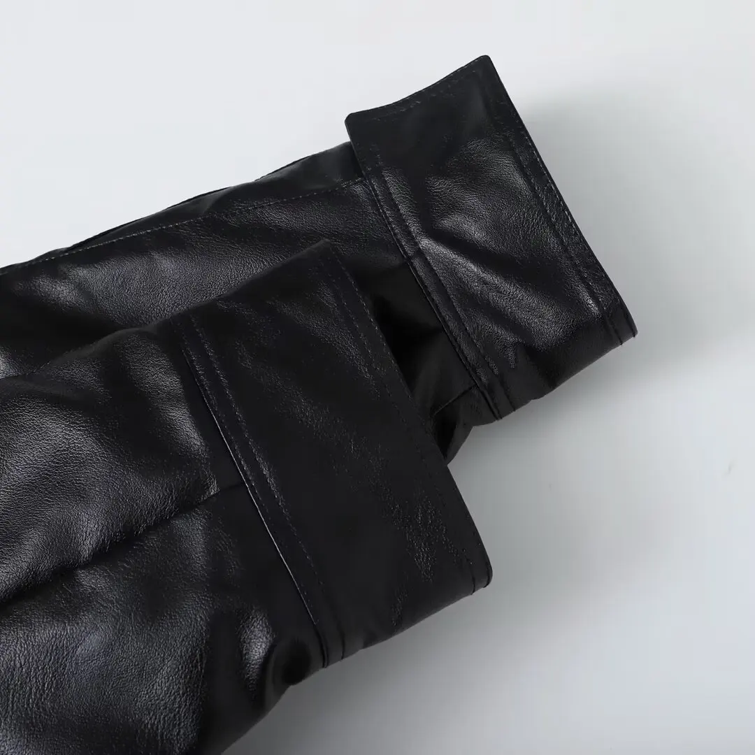 เสื้อแจ็คเก็ตหนังเทียมแฟชั่นใหม่สำหรับผู้หญิง DiYiG ประจำฤดูหนาวปี 2025 สไตล์เรโทร แขนยาว ใส่ได้กับทุกชุด ปกเสื้อแบบปกเชิ้ต ติดซิป เสื้อคลุมตัวนอกสำหรับผู้หญิง