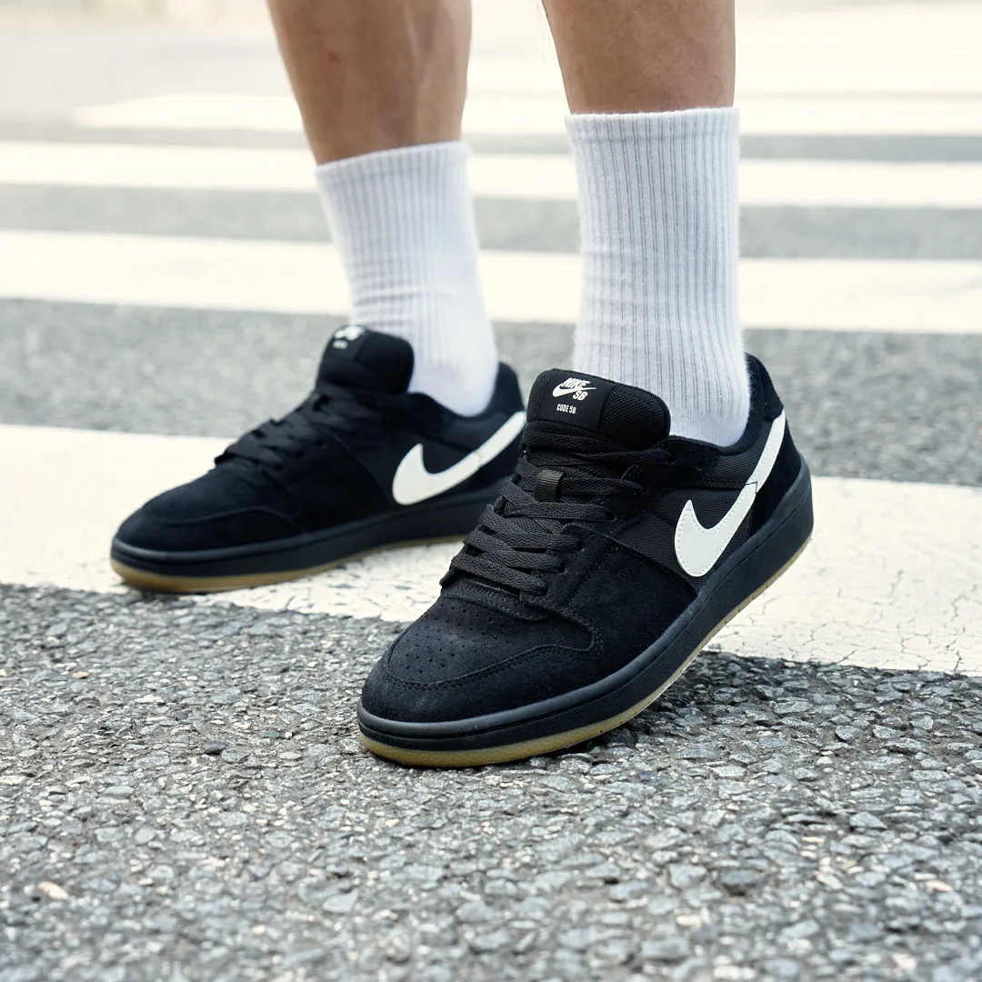 Nike Authentic SB Code 58 IB0108-001 Low Skate Sneakers Suede Casual Shoes Black Gum Mens Street Footwear