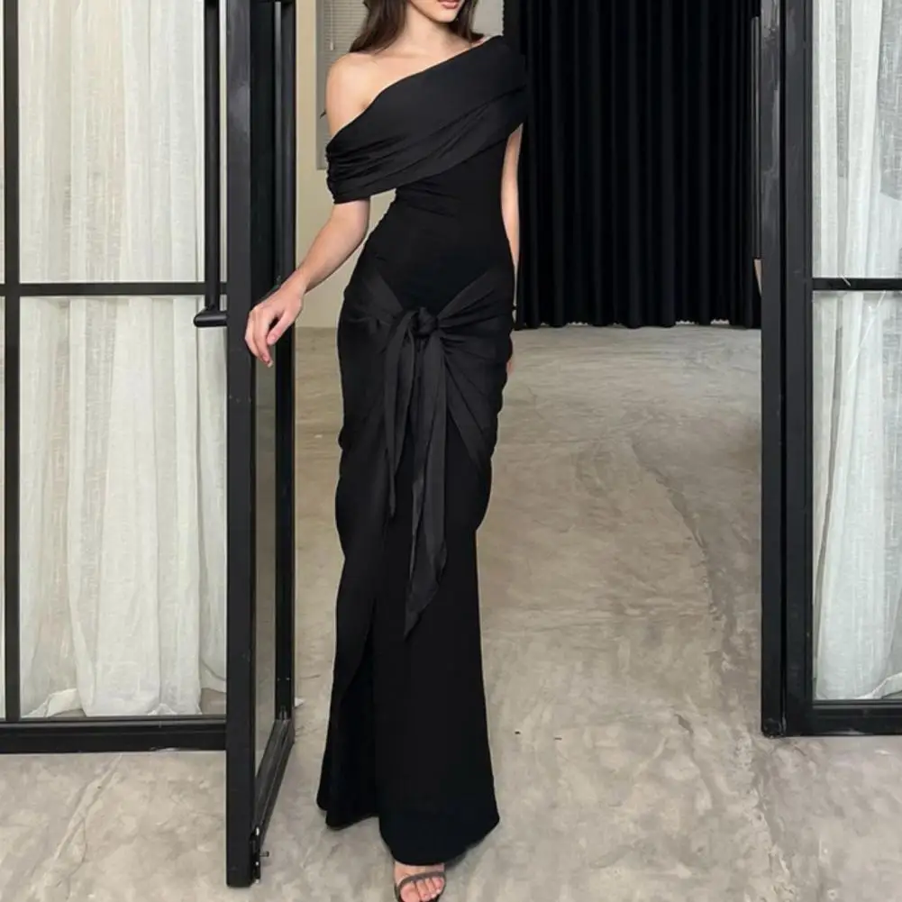 2026 Lady Evening Dress Slant Neck Off Shoulder Sleeveless Pleated Lace-up Sash Decor Irregular Design Prom Party Maxi Dress Sum