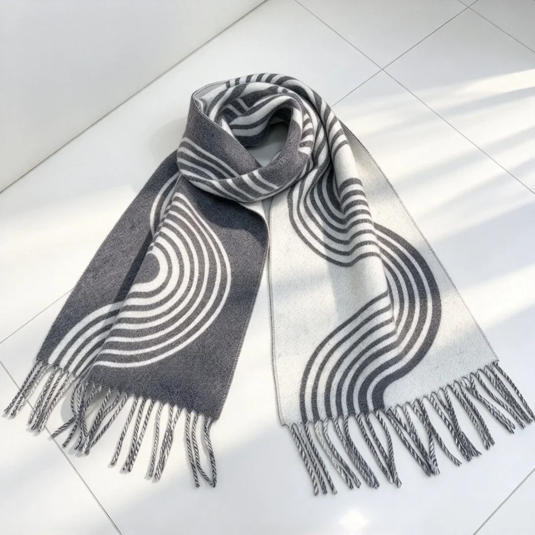 Luxury Brand Shawl Unisex Neck Warmer Soft Scarf Fashion Scarf Minimalist Versatile Handmade Premium Ideal for Gifting 30*180cm
