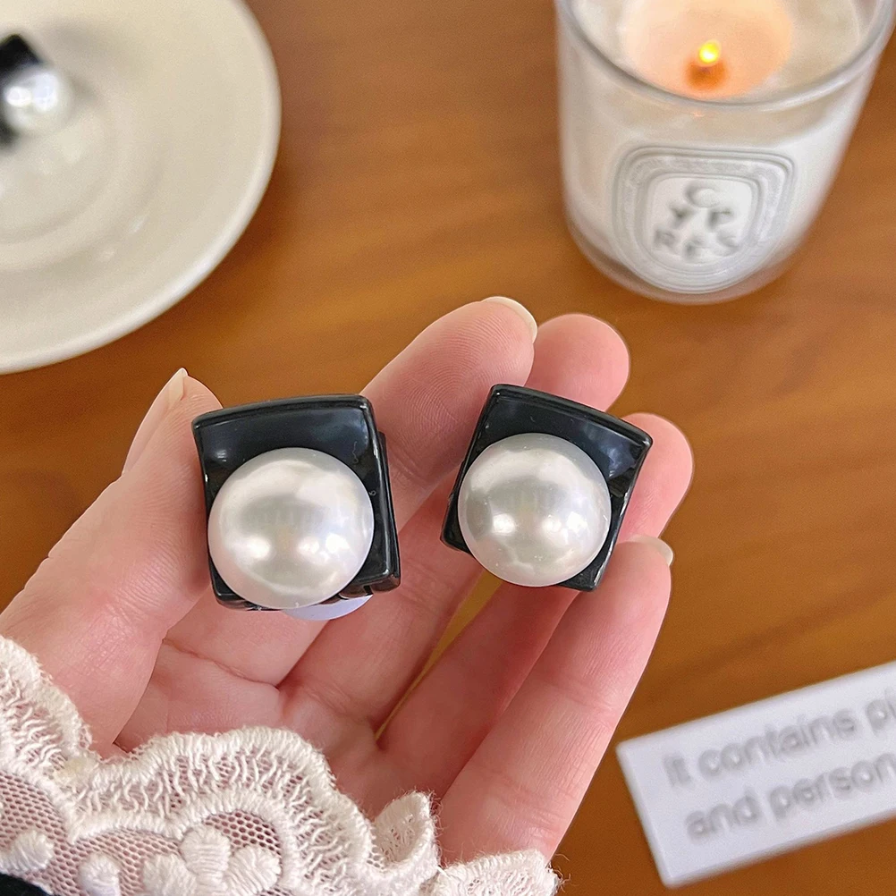 

12Pcs Mini Pearl Hair Clips Small Claw Clips Hair Styling Accessories for Women Travel Shopping Pearl Claw Clip