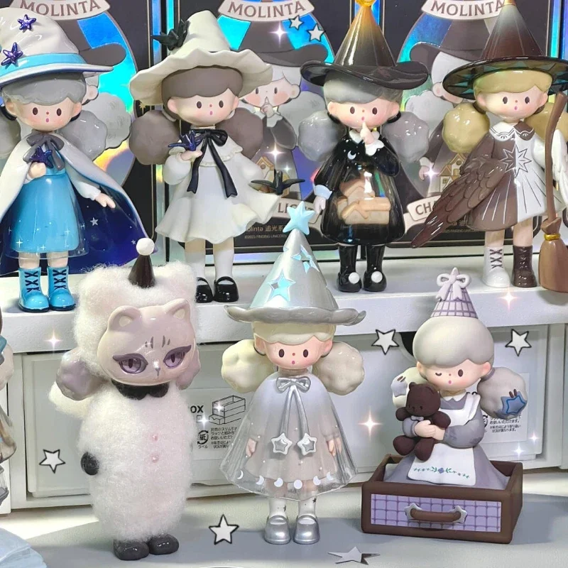 

Molinta Chasing Light Series Surprises Mystery Box Blind Box Cute Anime Character Collection Decoration Toys Ornaments Gifts