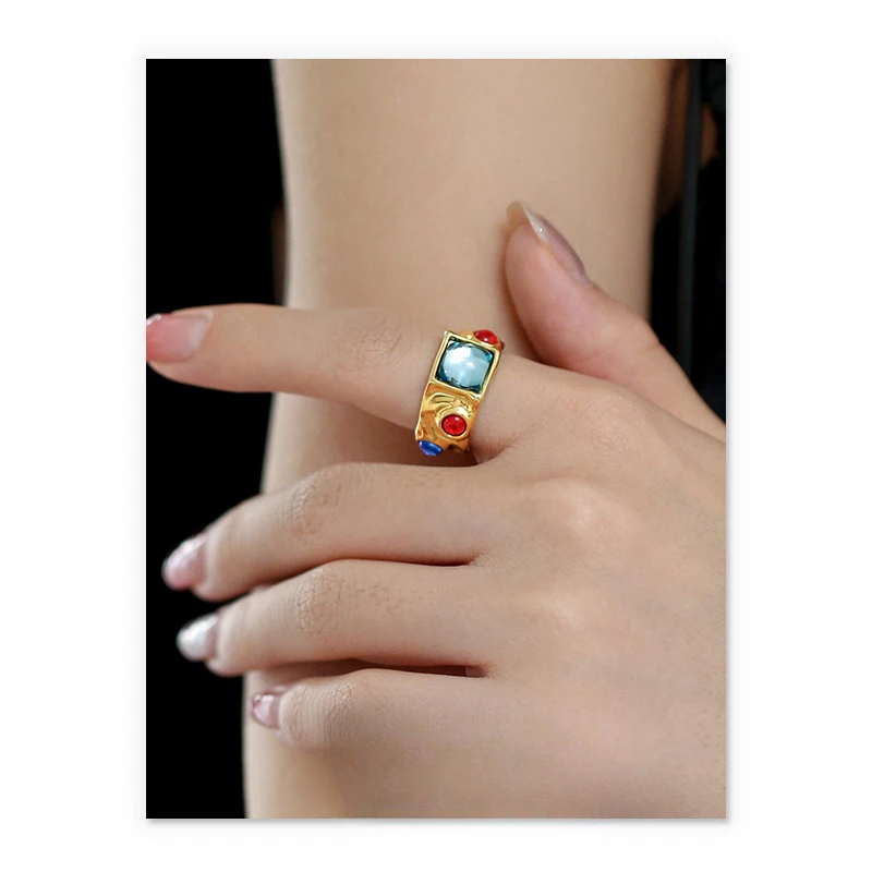 

European and American medieval Hong Kong style fashionable exaggerated design sense colored resin ring