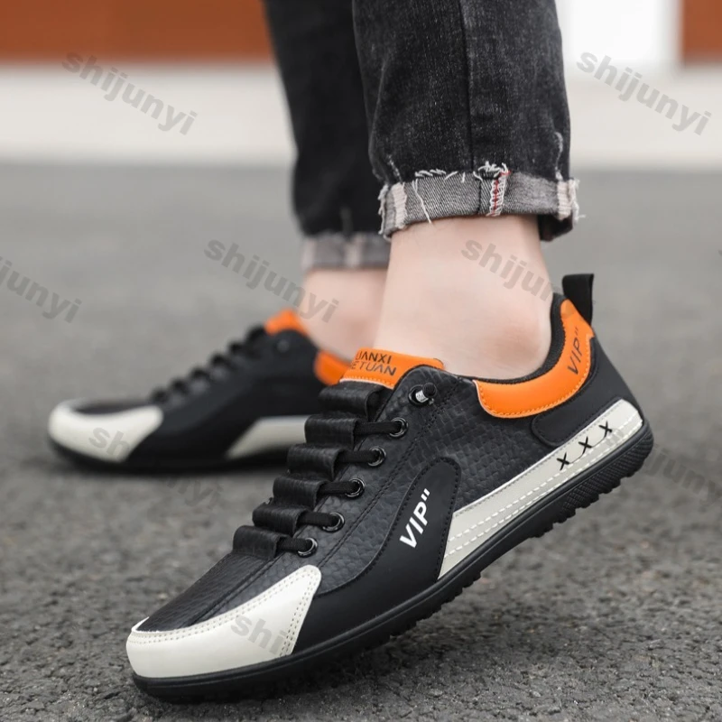 

Outdoor Men's Casual Sneakers Breathable Comfortable Running Shoes 2026 Spring Autumn New Lightweight Soft Soled Fashion Flats