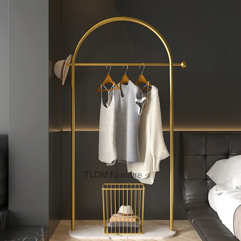 

Clothing hangers, dryers, Boutiqu clothing racks, gold bag racks, corner racks, Perchero De Pie bedroom furniture