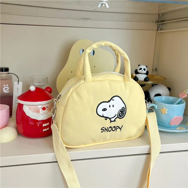 Snoopy Cartoon torba Crossbody przenośna haftowany wzór torba na ramię Kawaii Anime szczeniaczek torba na zakupy