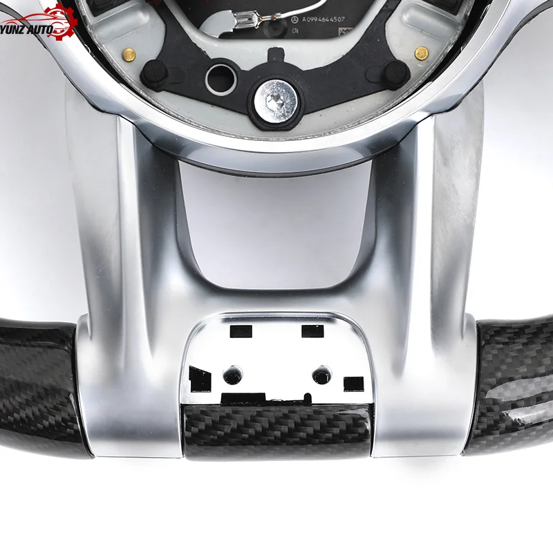 Nachrüstbares Upgrade-Lenkrad aus Leder und Carbon für G-Klasse W463 G63 W204 W205 W211 W212 W213 GLA X156 GLC X253 – Detail 4