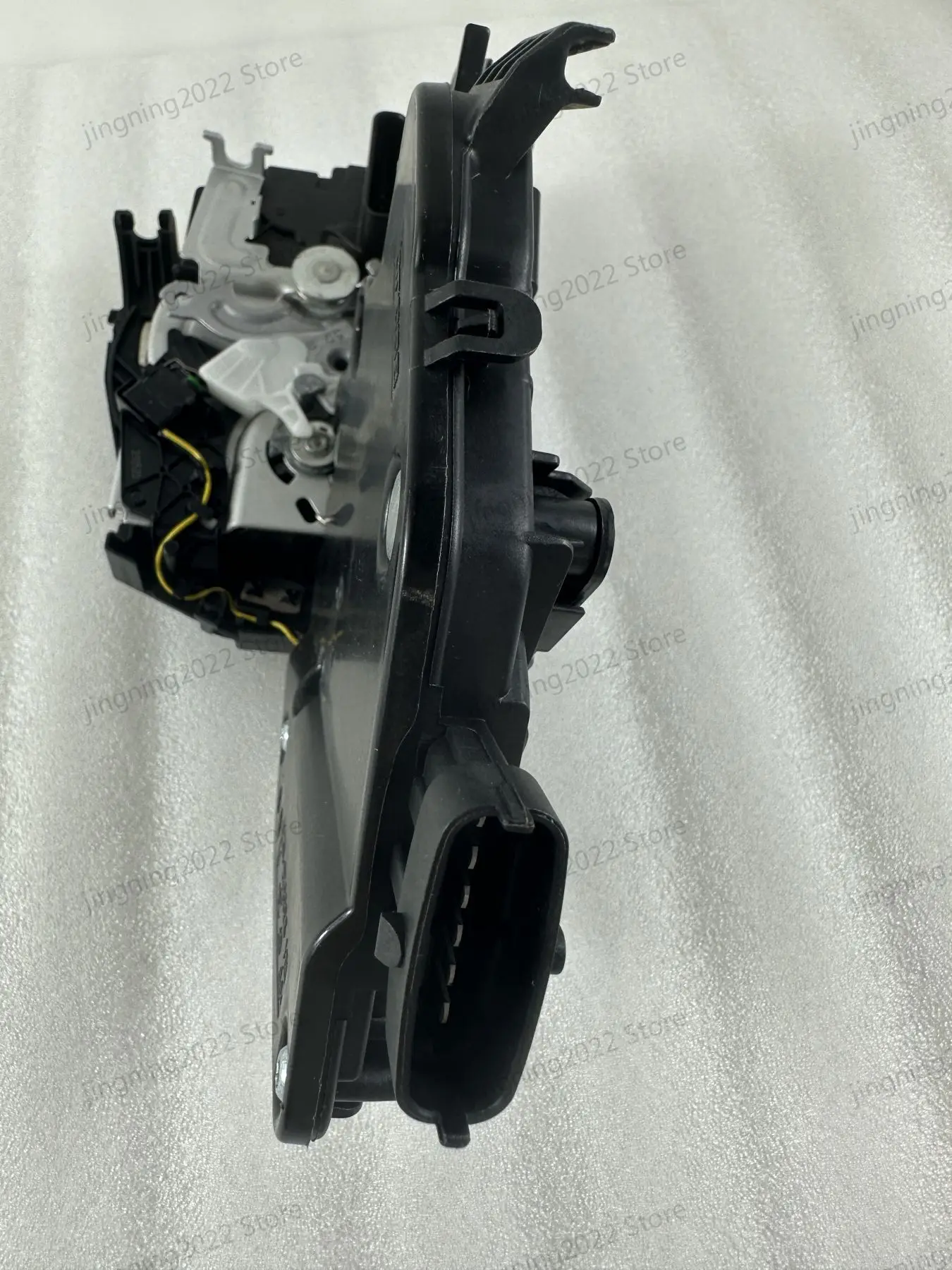 Land Rover Jaguar Front Door Lock External Parts Lock for L405/L494 XF/XJ Door Lock Central Lock Right LR078705 C2P26030