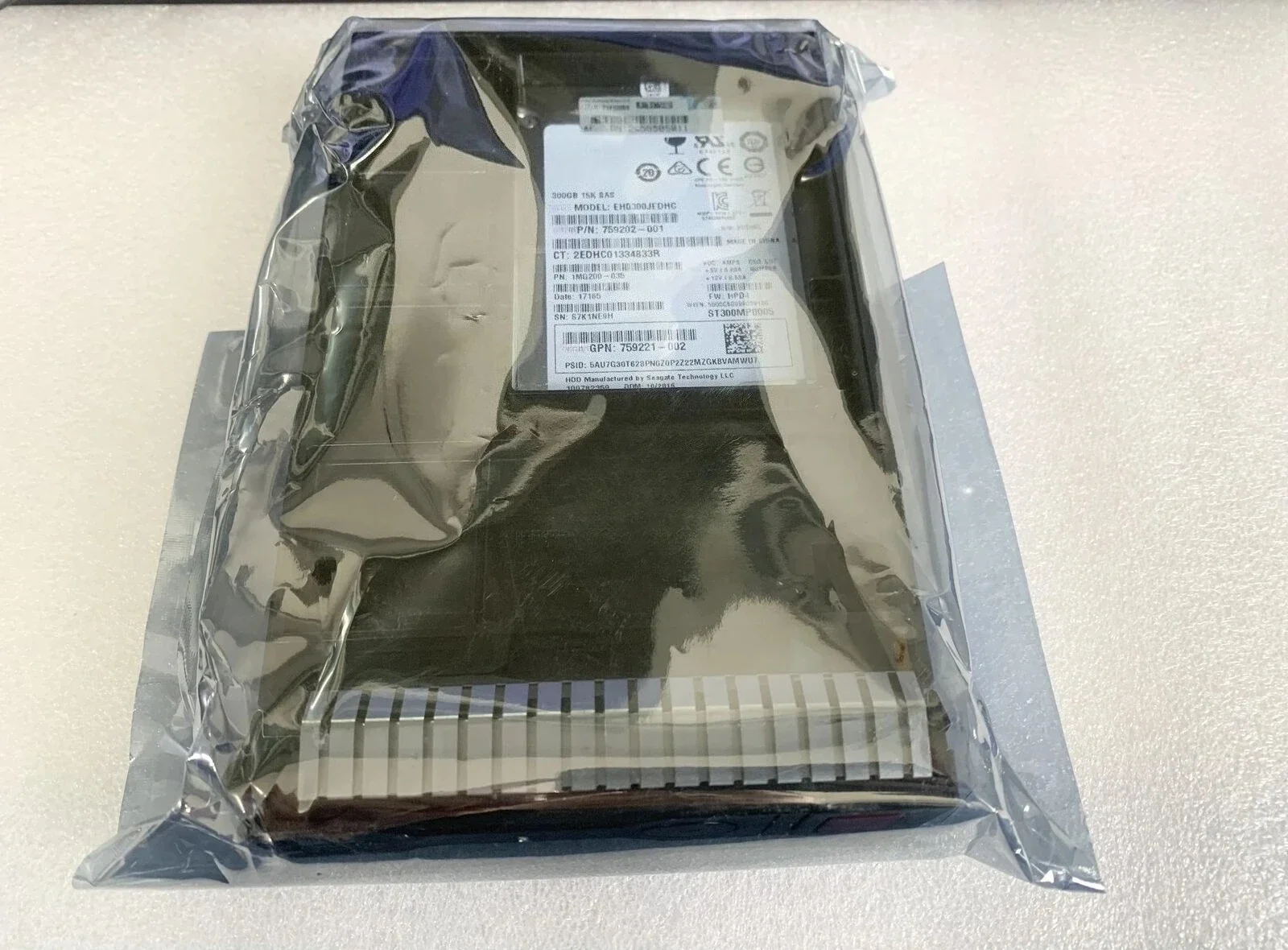 

707568-B21 700937-001 Обслуживаемый жесткий диск 300G 15K SAS 3.5 (трансфер) G8 G9