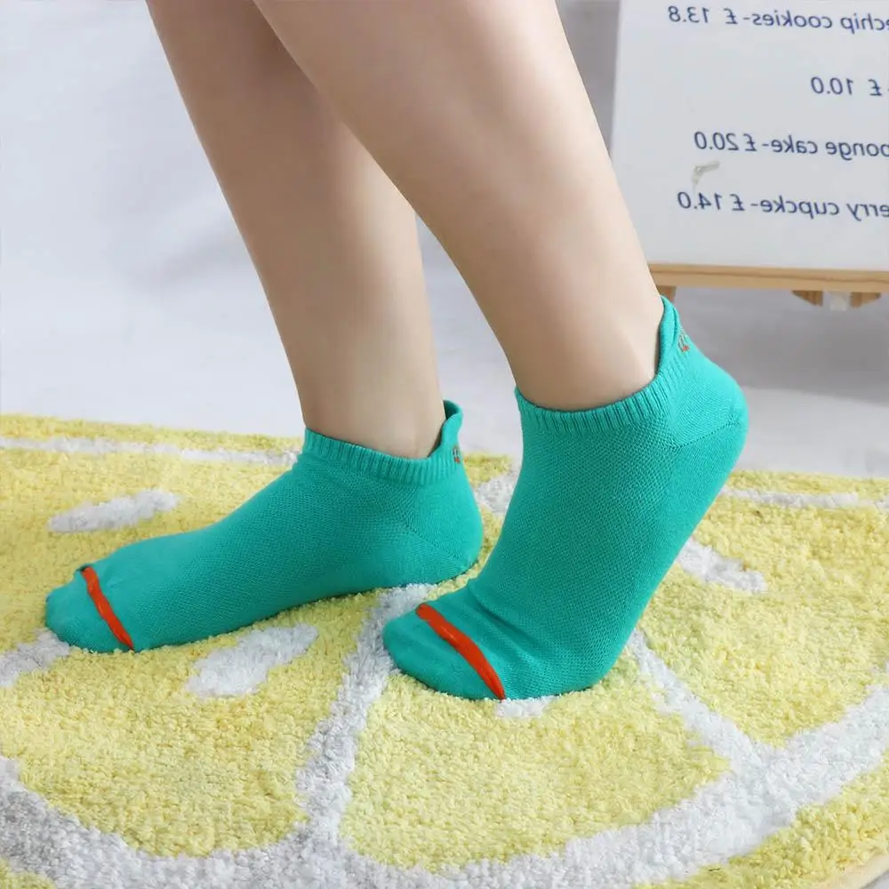 

Breathable Cushioned Quick-Drying Reinforced Heel Socks Athletic Sports Socks Ankle No Show Socks Short Low Cut Socks