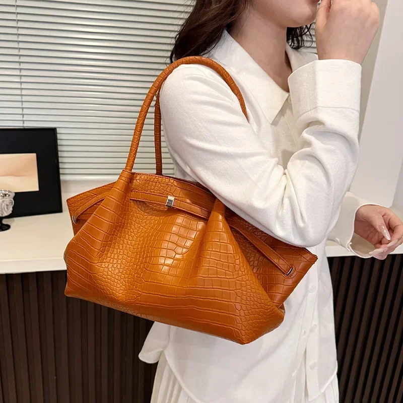 

2025 Retro Crocodile-Textured Handbag, Women's Spacious Underarm Shoulder Bag, Stylish Choice for Work & Daily Essentials