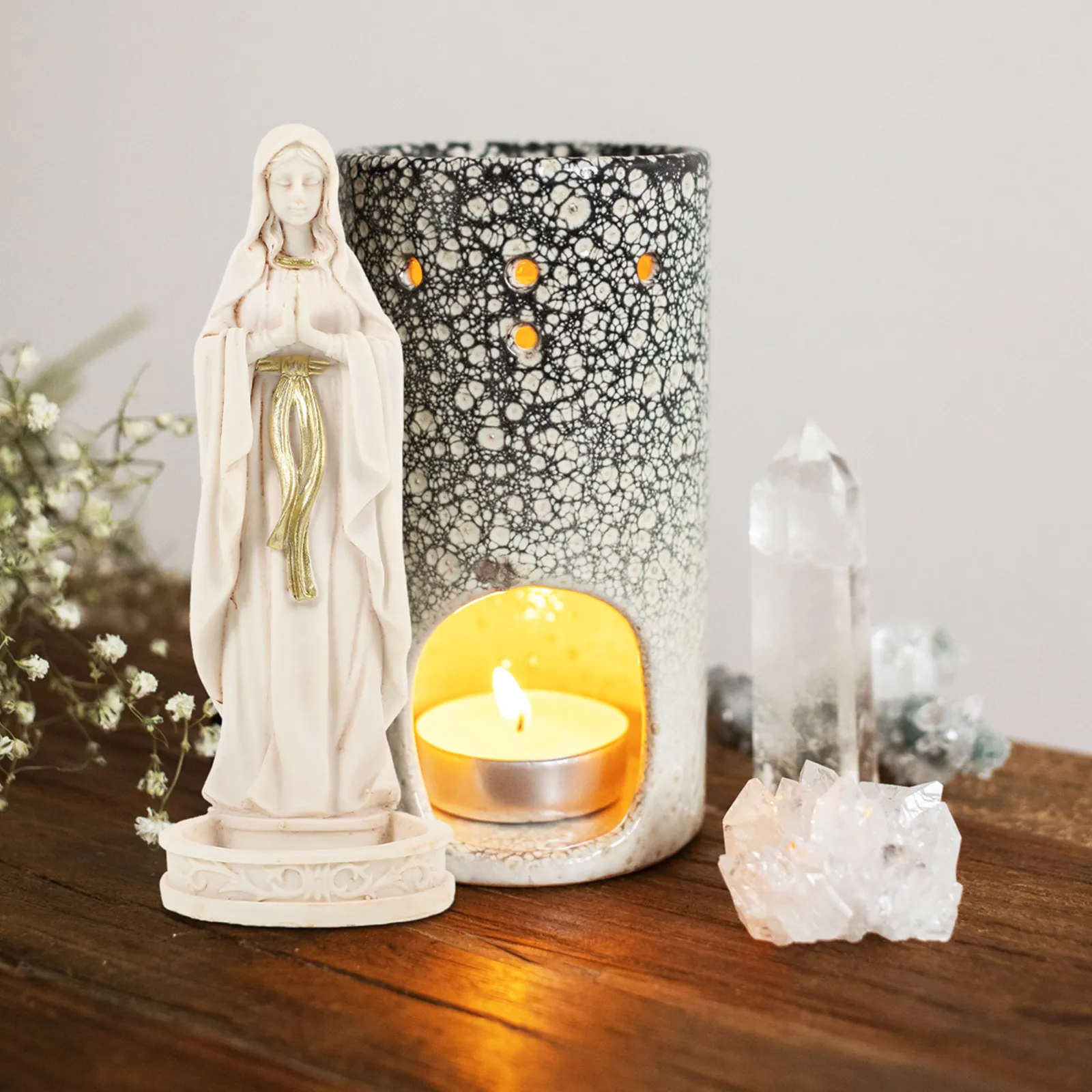 Resin Mary Statue Catholic Religious Ornament Beautiful Home Decor Versatile Desktop Adornment for Living Room Study Church