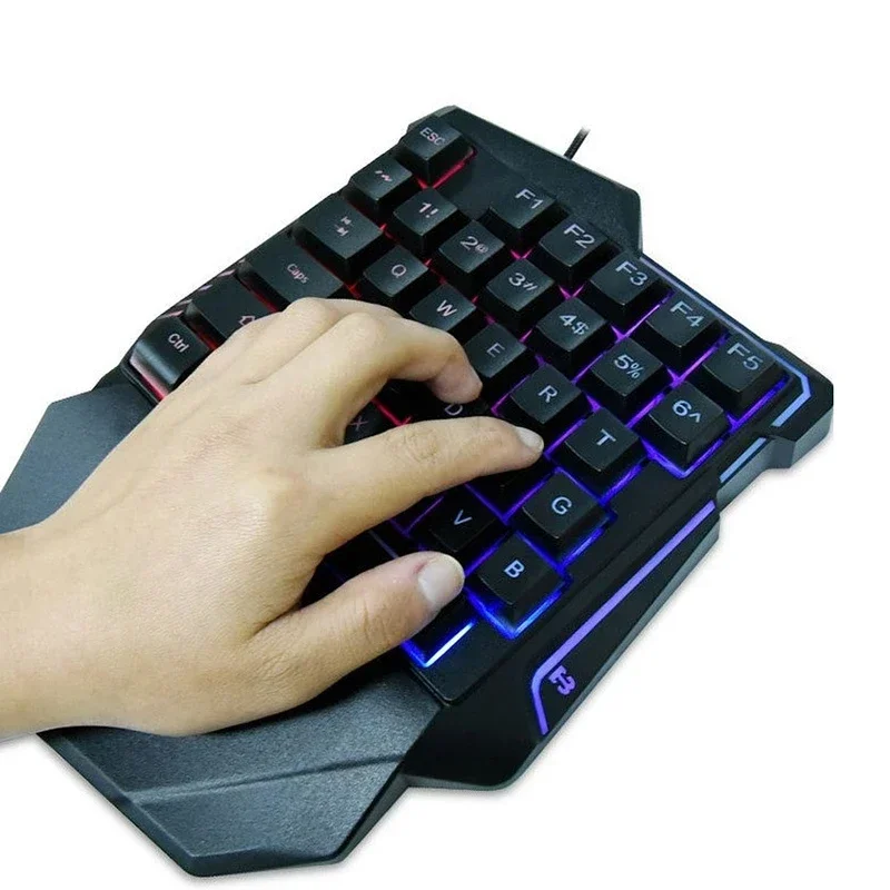 USB Wired Gaming Keyboard with LED Backlight 35 Keys sades Wide Hand Rest One-handed Membrane RGB gaming Keypad for LOL/PUBG/CF