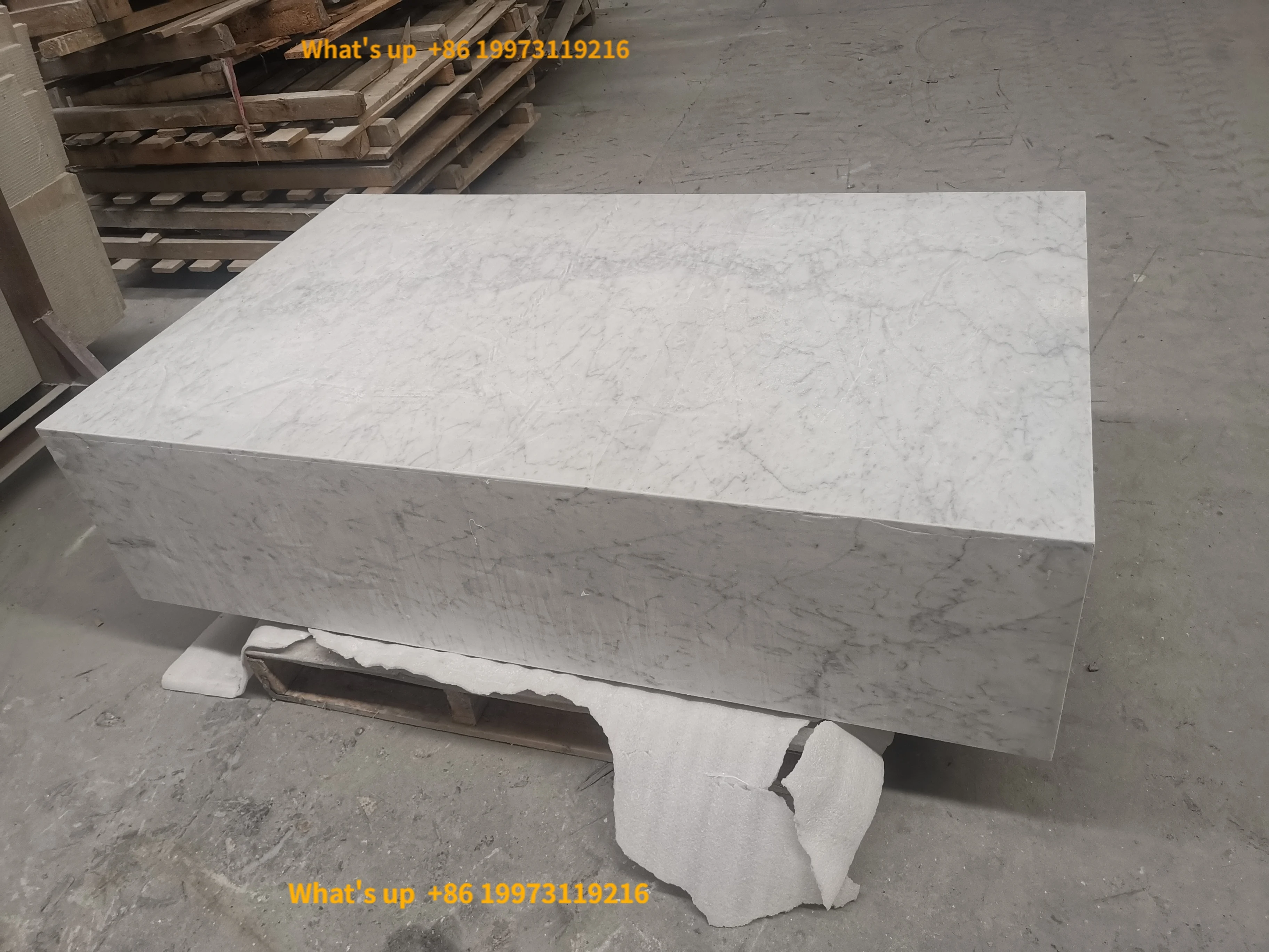Mesa de Centro Moderna para Sala de Estar 2026, Mármol Blanco de Carrara, Diseño Europeo Minimalista, Forma Rectangular, Pedestal de Mármol