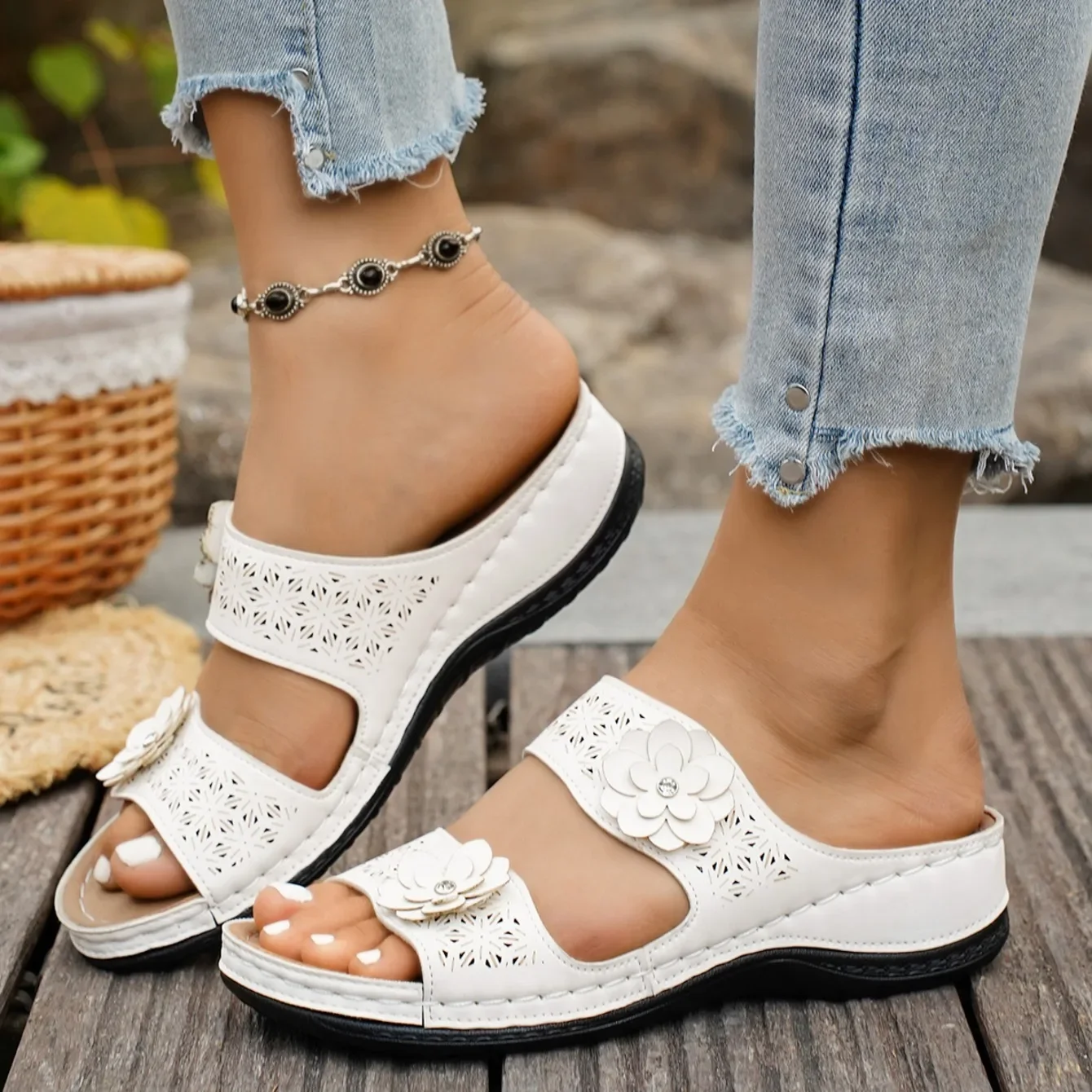 Women's Retro Wedges Sandals Summer Comfortable Round Toe Slippers_voghion.com