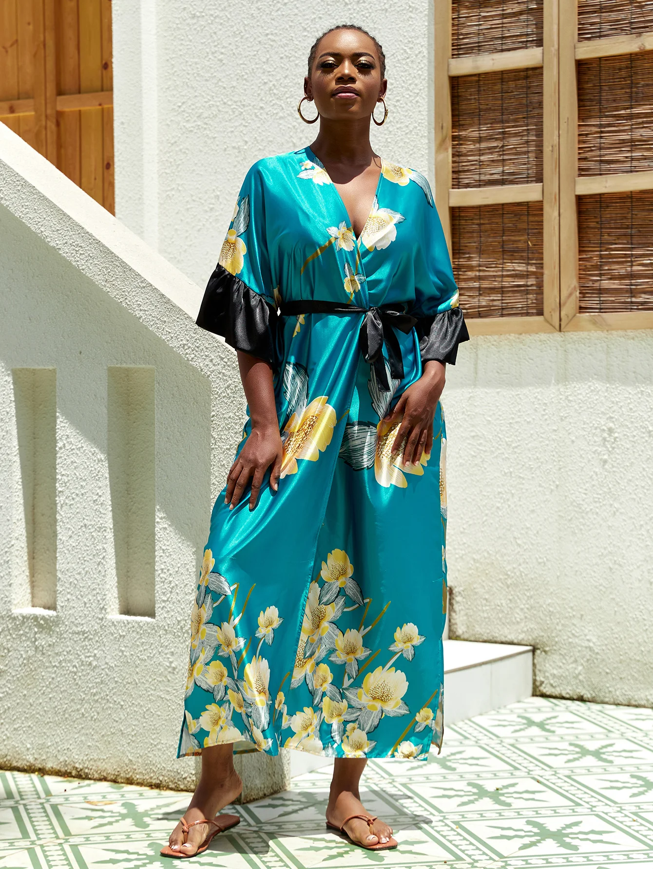 

Women's Plus Size Vintage Ethnic Batwing Sleeve Long Flowy Robe Dress