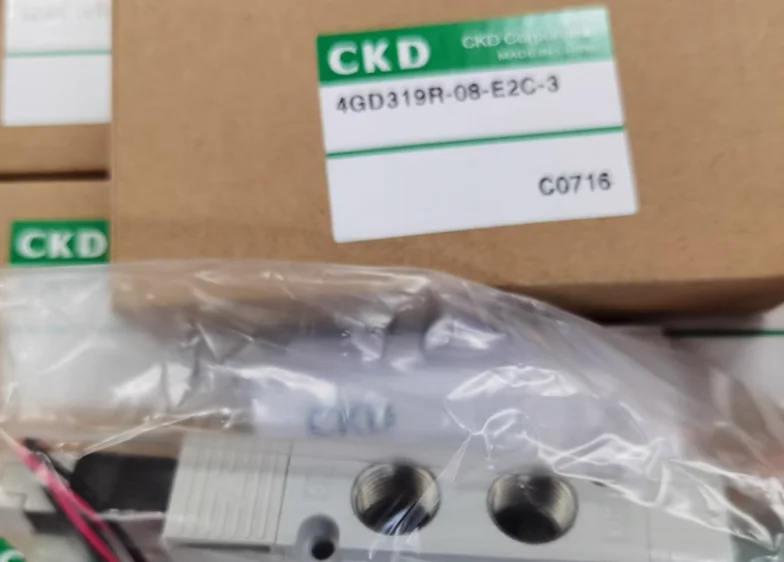 New CKD solenoid valve 4GD119R-M5-C-3 4GD119R-M5-E2C-3 4GD239R-06-E2C-3 4GD350R-C8-E2C-3