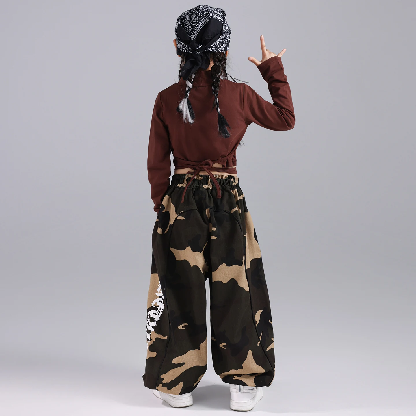 2025 أزياء رقص الجاز الحديثة للفتيات المحاصيل القمم السراويل فضفاضة الشارع الشهير الأطفال الهيب هوب الرقص أداء الملابس DQS21185