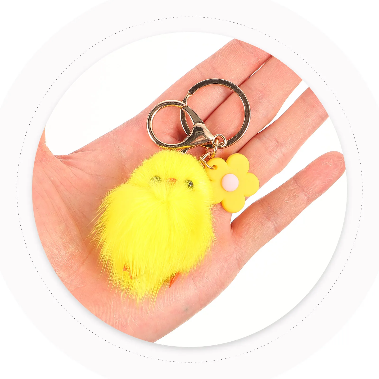 

Little Yellow Chicken Keyring Pendant with Yellow Flower Design Creative Bag Car Key Hanging Ornament for Birthday Valentine