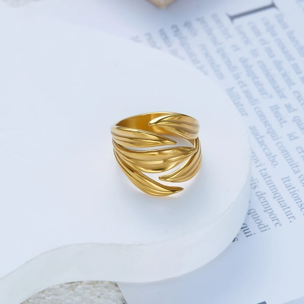 Punk-Ringe aus gehämmertem Edelstahl mit hohlem S-förmigem Blütenblatt- und Spiral-Design für Damen und Herren, trendiger geometrischer stapelbarer Fingerring-Schmuck – Detail 20