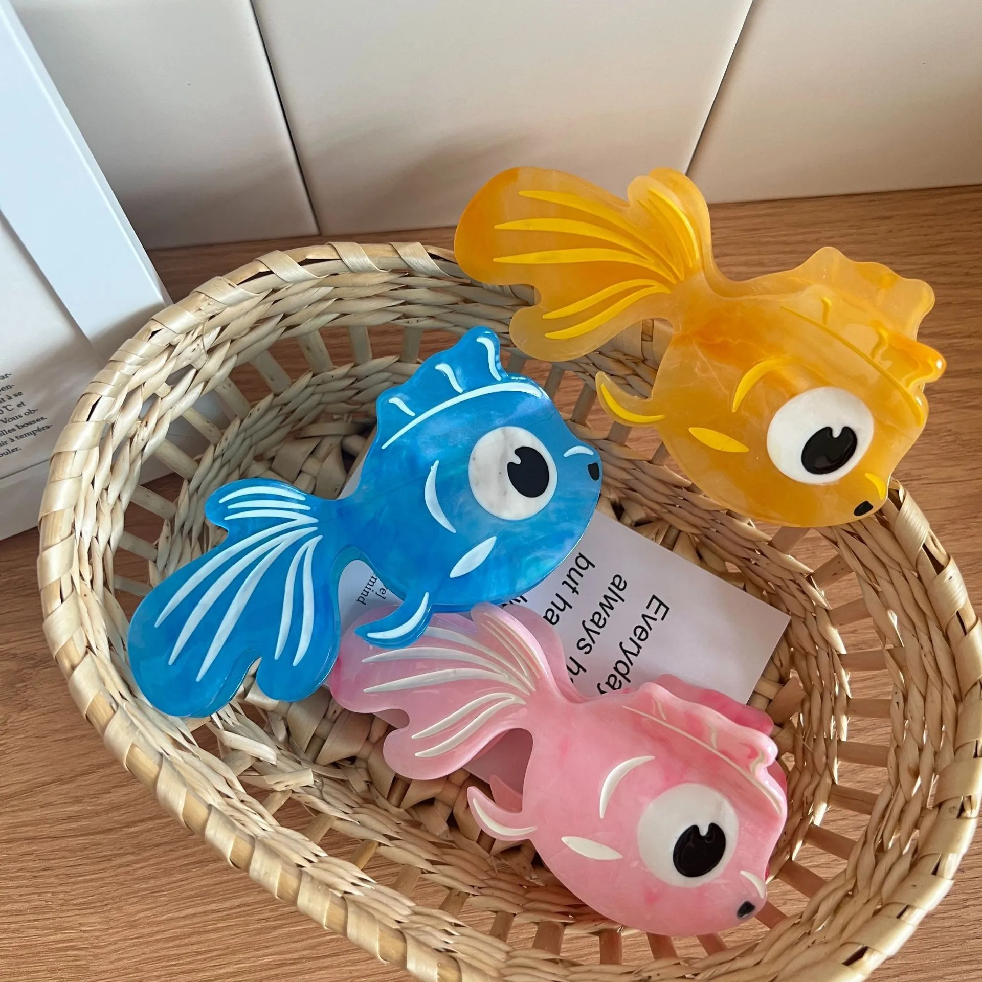 

Новинка 2023 года, высококачественная заколка для волос с уксусной кислотой, серия Ocean для девочек, милые аксессуары для волос с китом, заколка для волос в виде акулы, заколка для волос