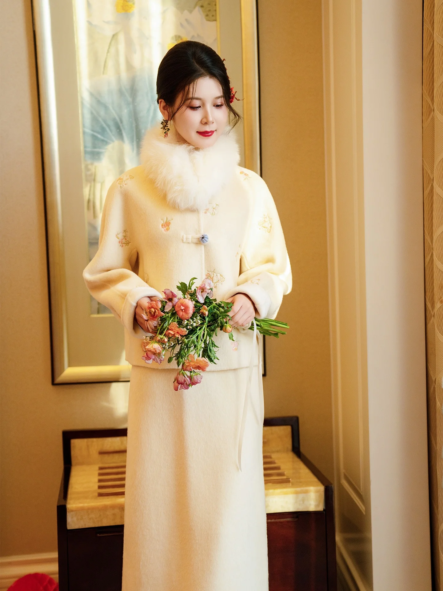 

White Woolen Wedding Coat for Brides Traditional Chinese Sle Mid-Waist A-Line Skirt Long Sve round Ne Winter Wedding D...