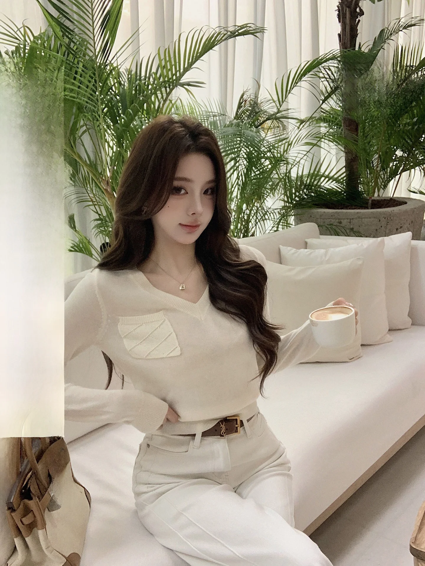 

Мягкий вязаный кардиган с V-образным вырезом, 34 пуговицы, женская повседневная одежда, удобный, из нейлоновой смеси