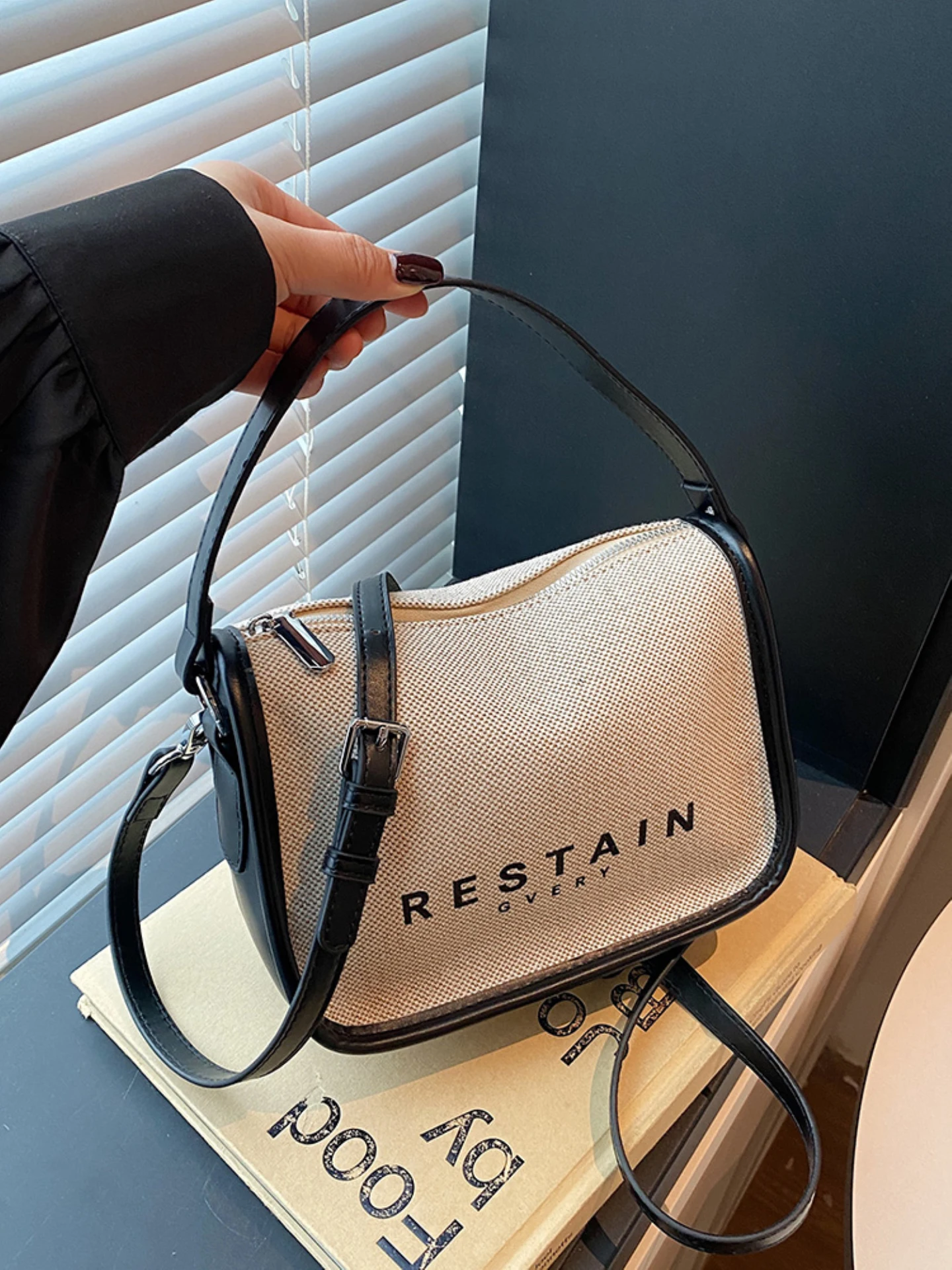 

Моющаяся холщовая сумка через плечо, женская сумка на одно плечо, простая повседневная сумка в стиле ретро, корейская квадратная сумка Sle