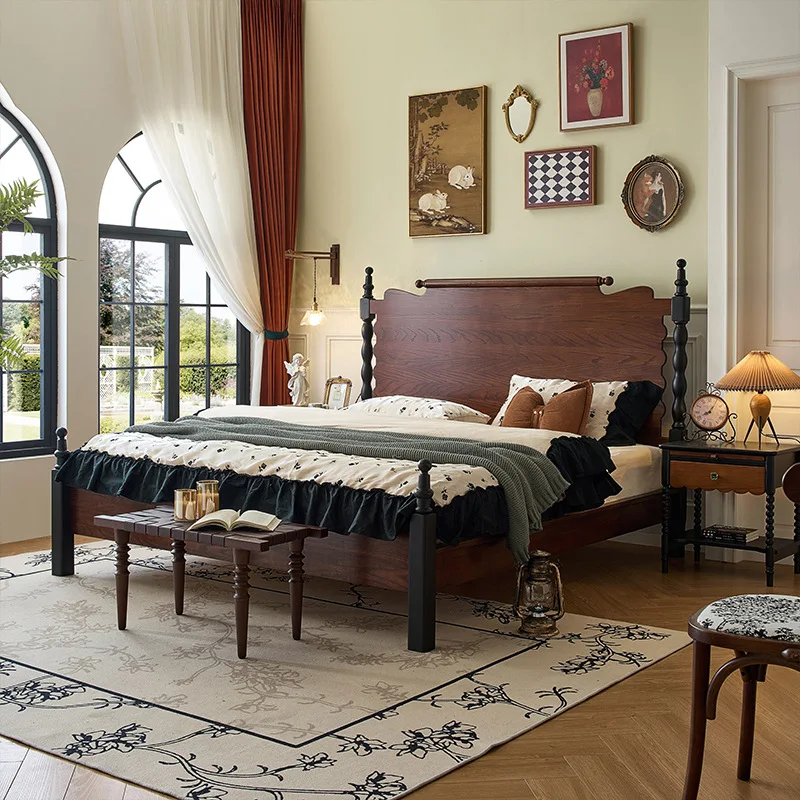 

French retro master bedroom floor bed medieval color matching 1.8 by 2 meters high-end bed