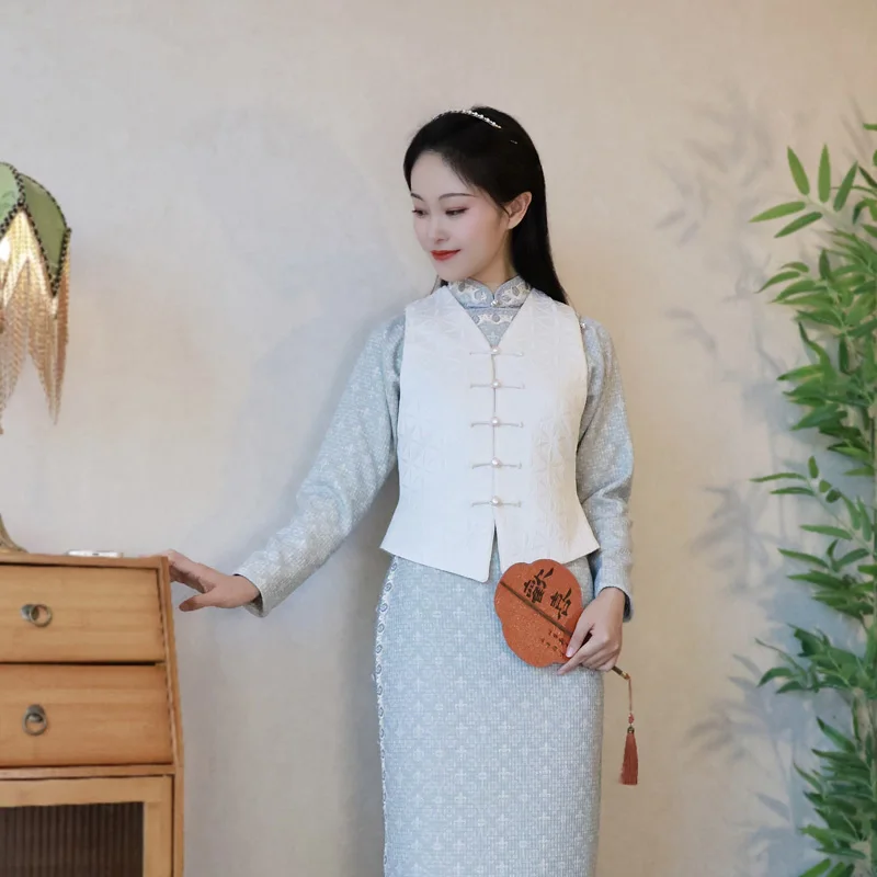 

Жилет Xiaokemi ручной работы с V-образным вырезом и пуговицами, светло-серого цвета, для деловых поездок и сочетания в комплекте