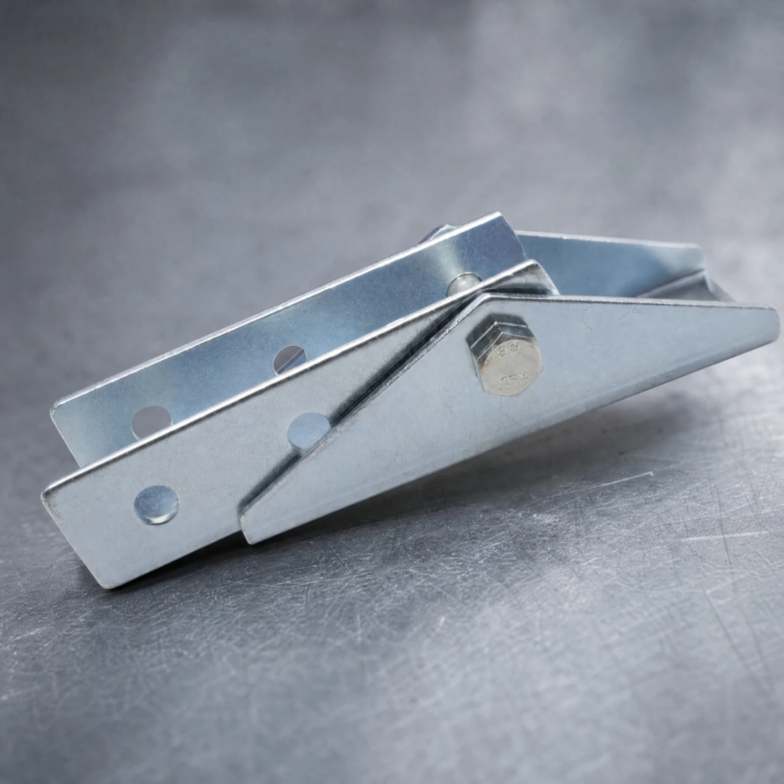 4 Pieces Seismic Support Bracket Slotted Seismic Bracket with Adjustable Connection Fitting Shiny Corrosion Resistant