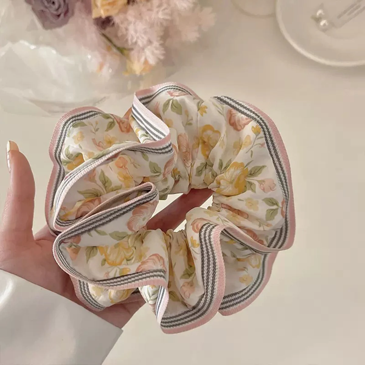 Oversized Gentle Sweet Women Floral Hair Ties Scrunchies Flower Hair Rope Ponytail Holder Rubber Band Hair Accessories