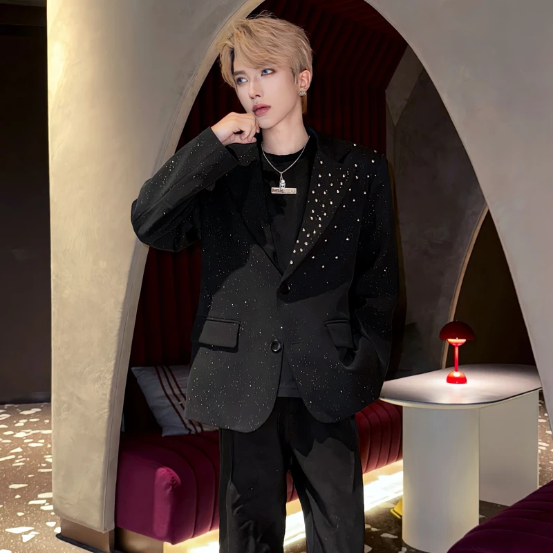 WTHT Trendy Men's Spliced Metal Rivets Sequins Blazer Coats Fashion 22025 Autumn Single Buckle Long Sleeves Jackets Male 2A2130