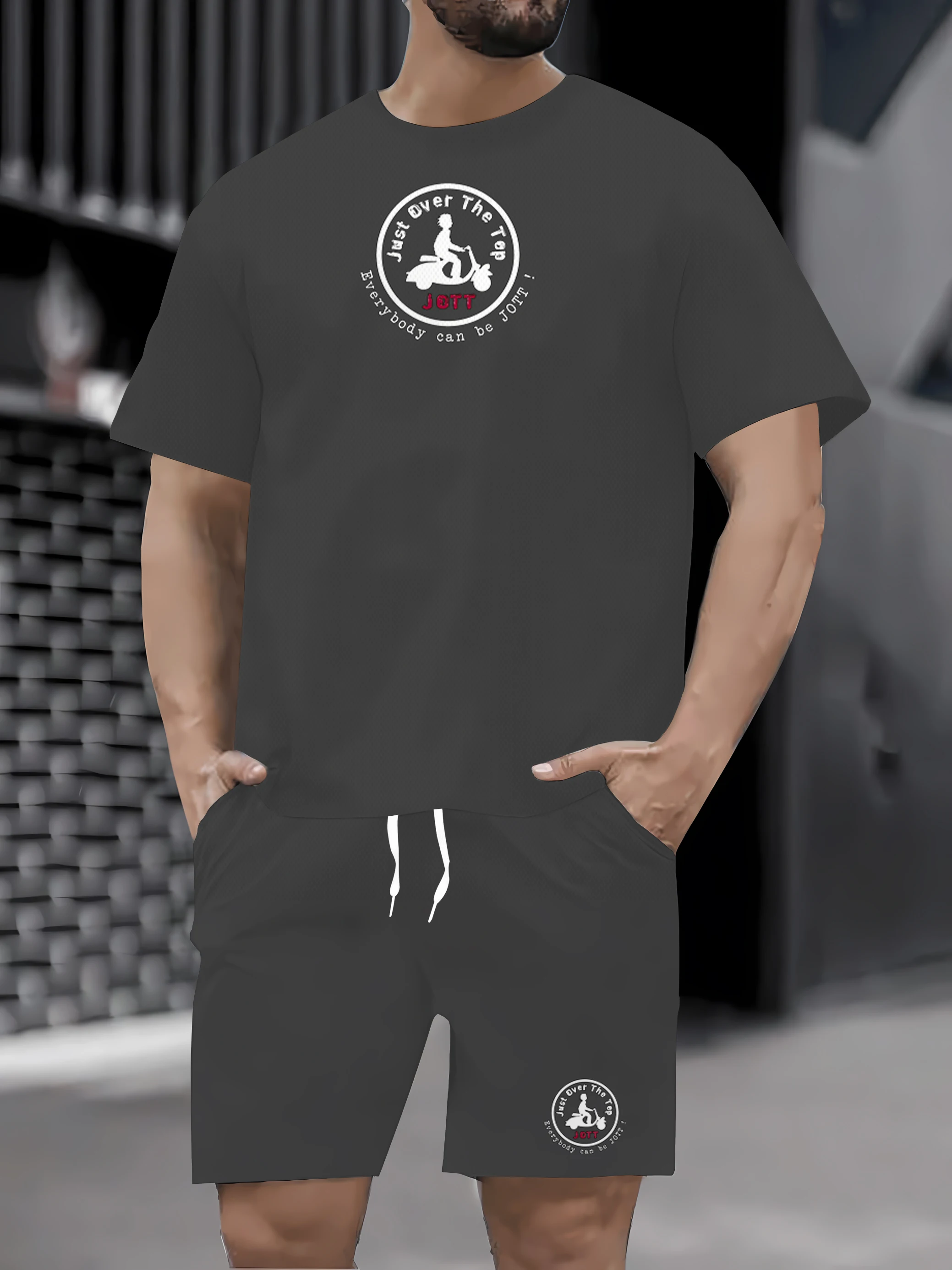 Top de manga curta com manga redonda de verão combinado com conjunto de calças e shorts de tecido estampado, roupas elegantes e r