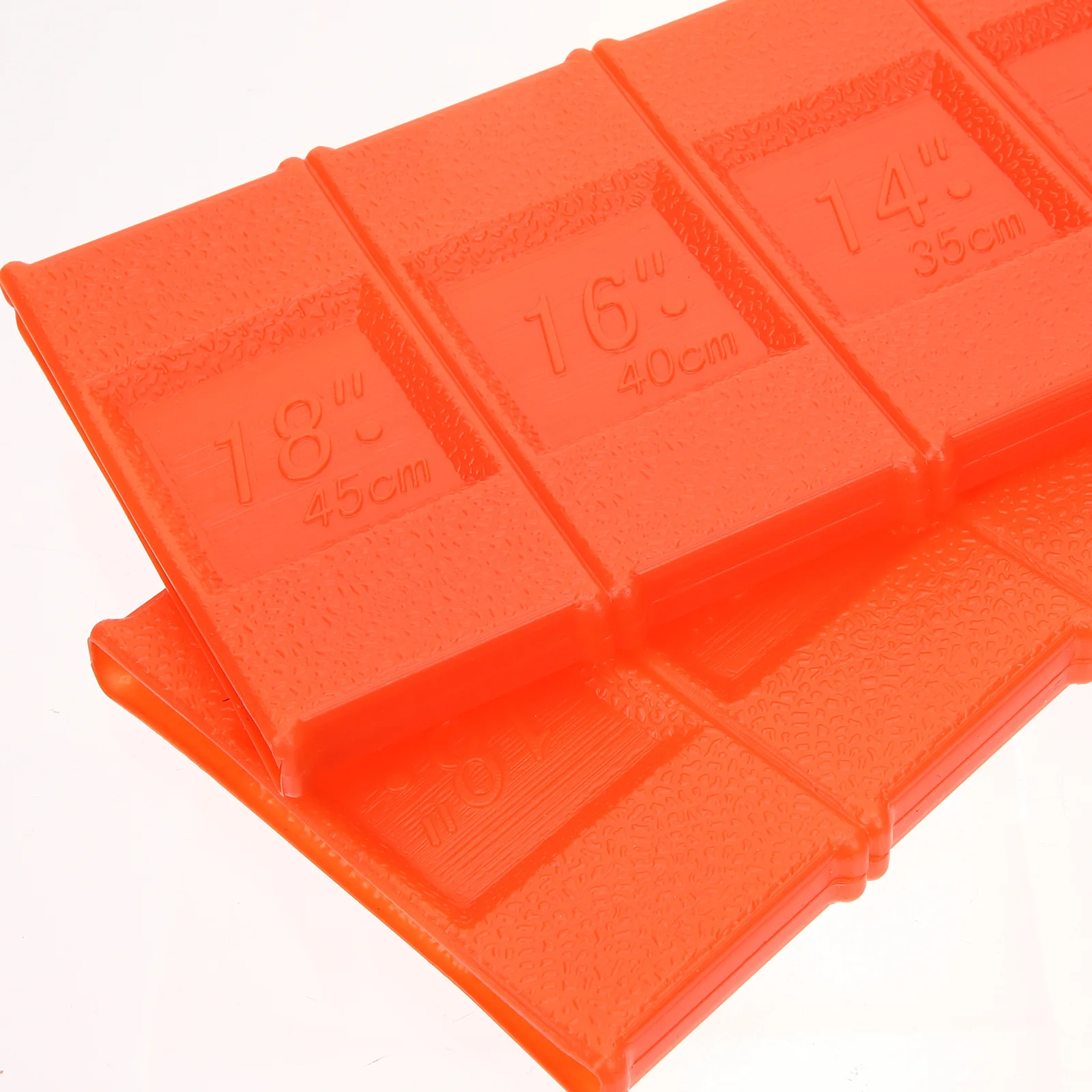 

8Pcs Chainsaw Protective Sleeve Heavy Duty Bar Cover for Long Term Use Anti Scratch Chainsaw Storage Solution Portable Safety