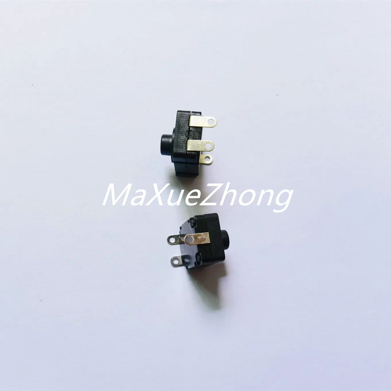 Original new 100% PBS101X-2SWJT button switch with lock on and off 1.5A 250V 3pin