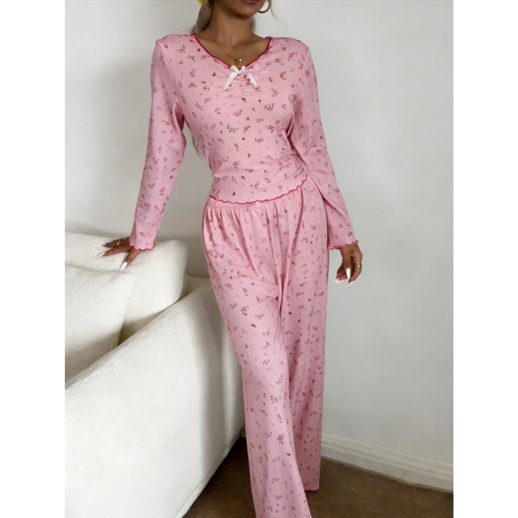 American-Style Spring and Autumn New Fashion Women's Pajamas Set, Comfortable and Breathable Printed Homewear for Women