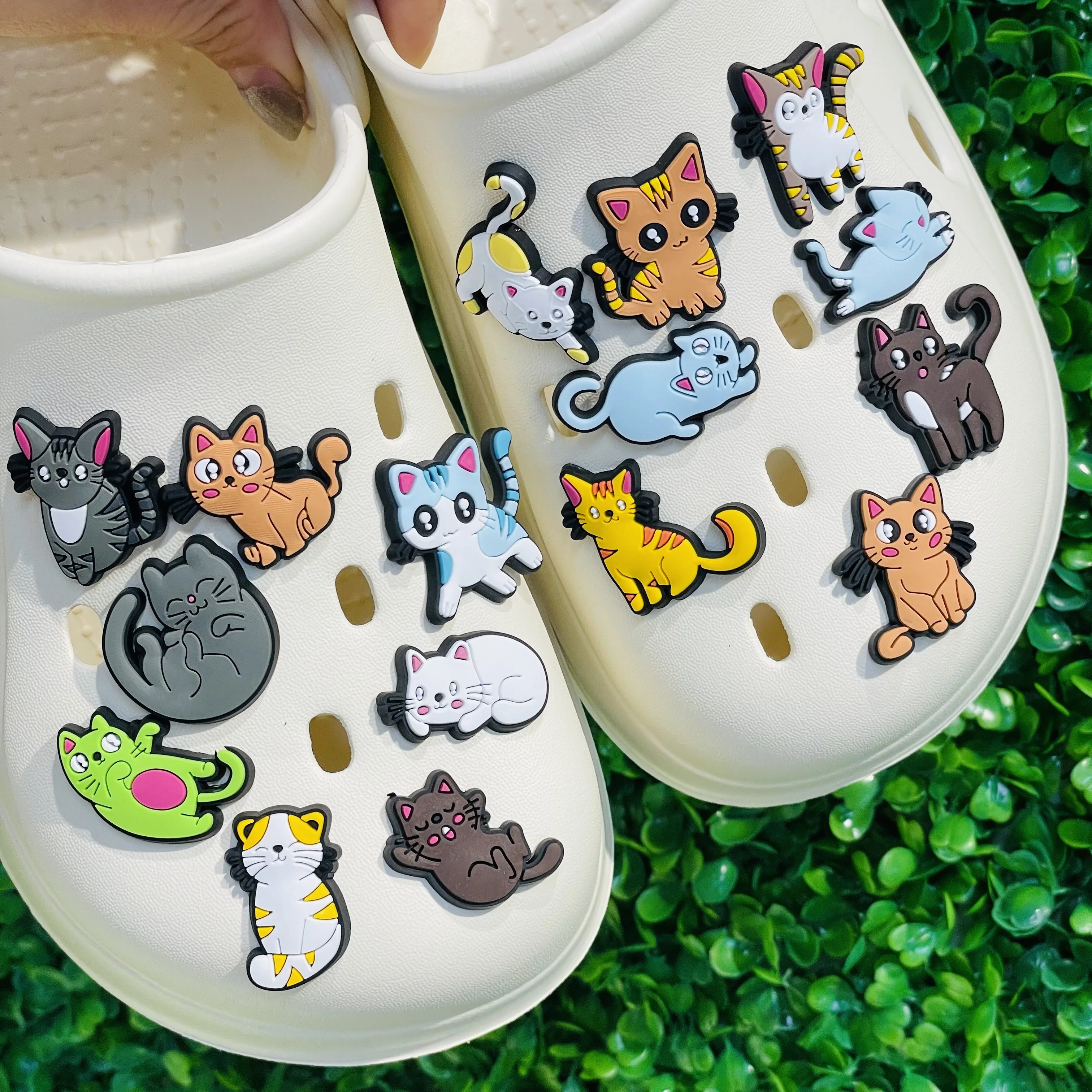 16pcs/set Cute Funny Cat Animals Cartoon Shoe Charms PVC DIY Decoration Sandal Shoes Accessories for Women Gifts Fit Wristband