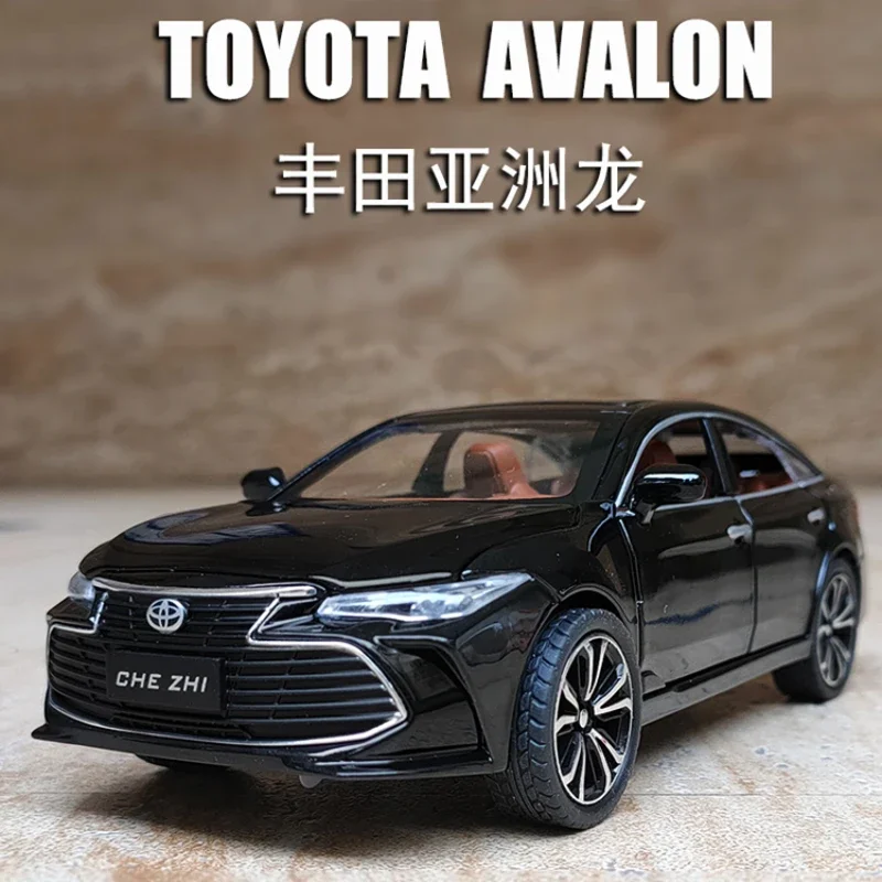 1:24 TOYOTA AVALON Toy Car For Children Diecast Metal Model Miniature Sound Light Doors Openable Collection Gift For Kids A566