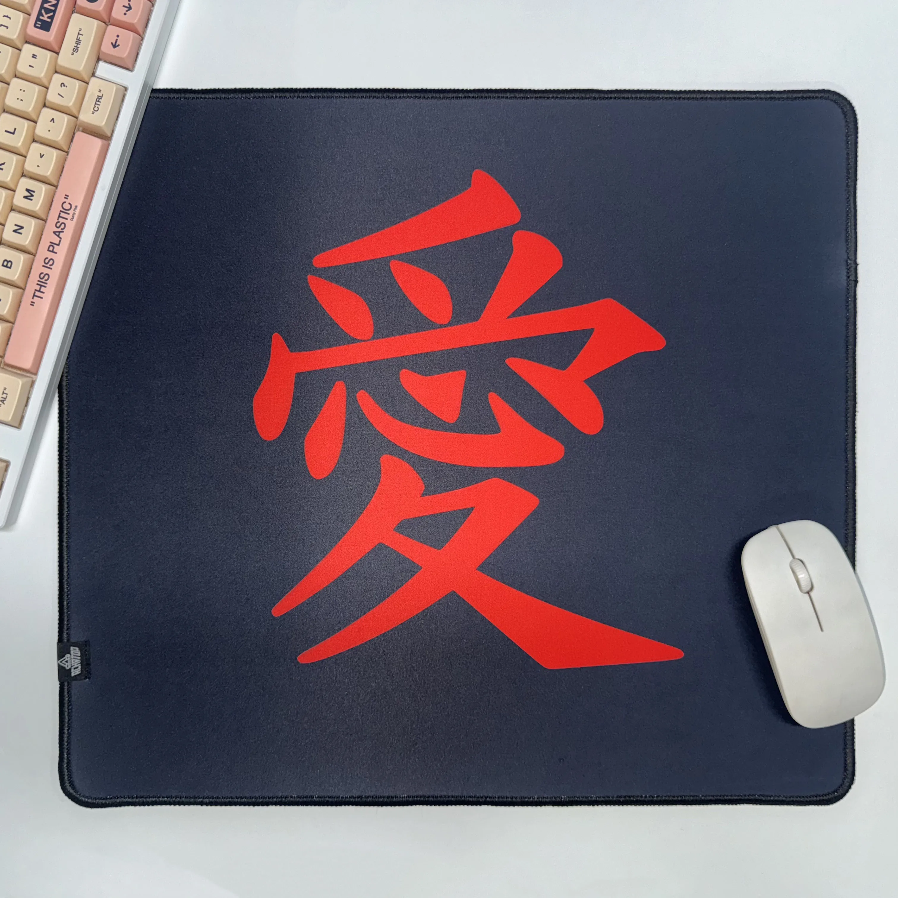 

Control Mousepad Gaming Speed Mouse Pad Locking Edge Mouse Mat Chinese Character "Love" Table Carpet 400X450MM Rubber Desk Mat