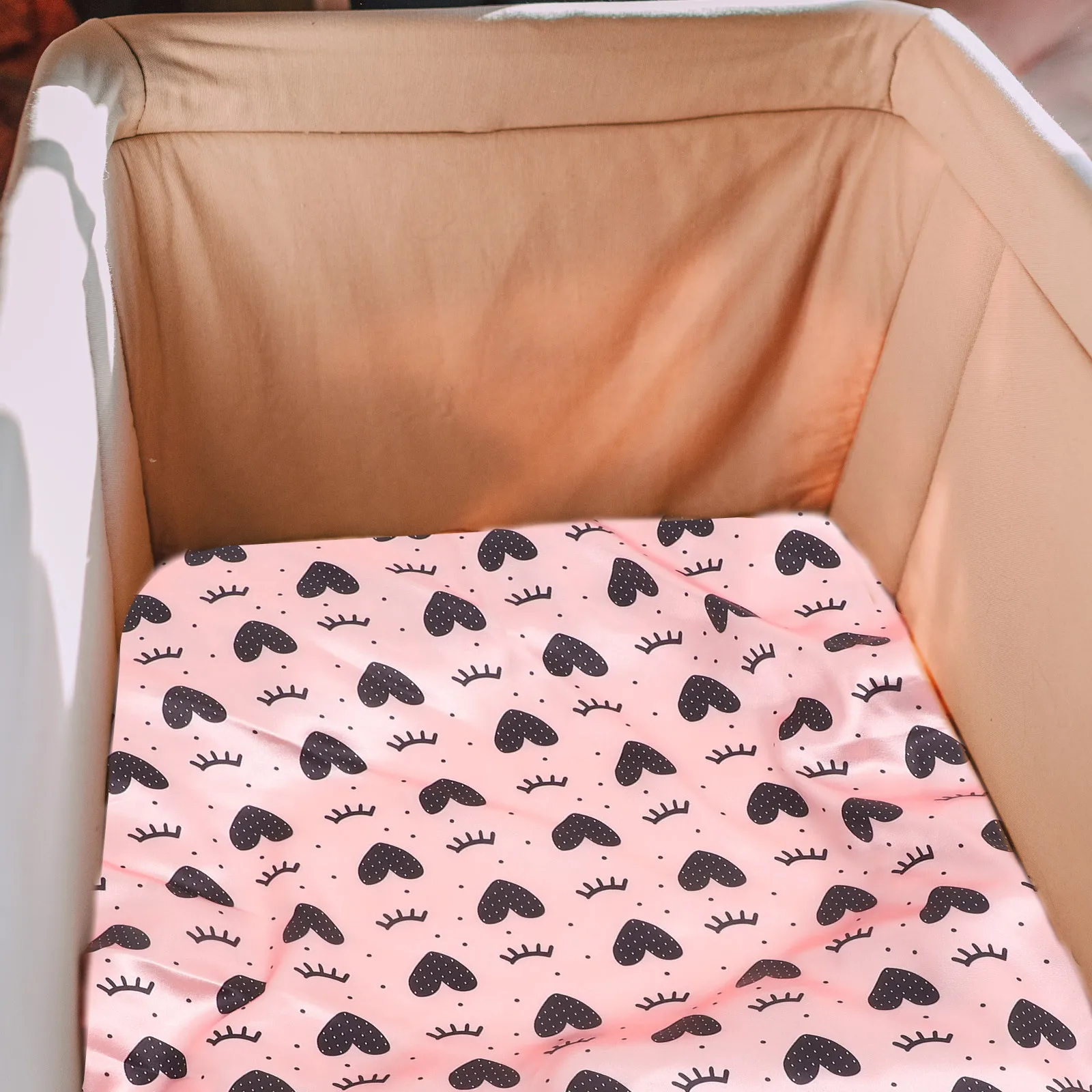 ملاءة مرتبة سرير الأطفال المجهزة، ملاءات سرير الأطفال قابلة للتنفس، مزخرفة ناعمة بدون ضوضاء، مناسبة تمامًا، نمط فريد