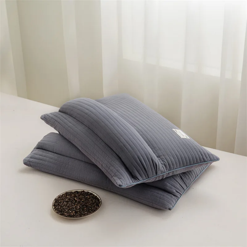 

Cotton buckwheat one-piece pillow to protect the cervical spine and help sleep traction pillow shoulder and neck pillow