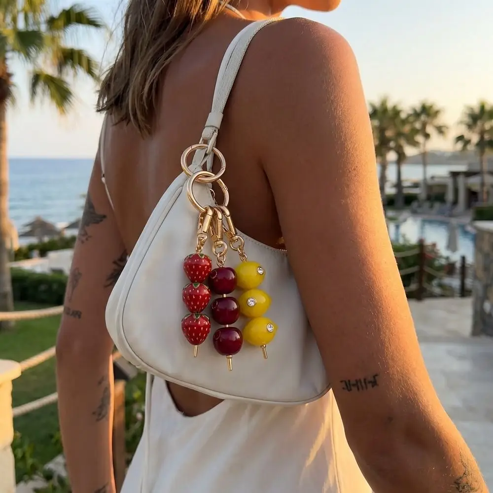 chaveiro-de-frutas-divertido-e-elegante-pingente-de-metal-esmaltado-diy-em-liga-morango-com-strass-incrustado-charm-para-bolsa-presente-para-amigos