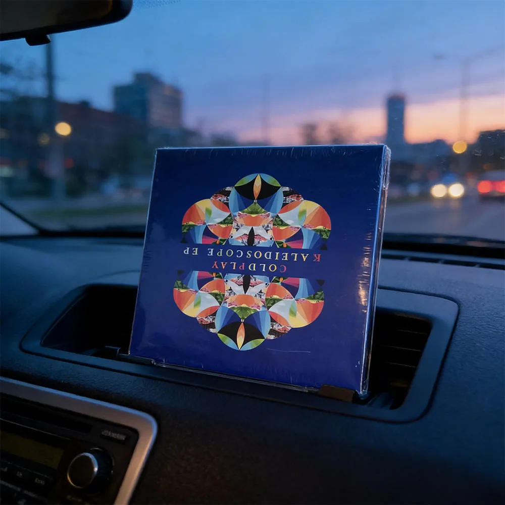 

CD Focusing on Hope, Connection, and The Beauty of Life, It Continues Coldplay's Consistent Humanistic Care World Music Elements