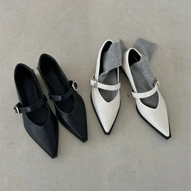 Women Spring Leather Pumps Fashion Pointed Toe Retro Mary Janes Shoes Solid Color Women's Lace Up Low Heels Shoes Zapatos Mujer