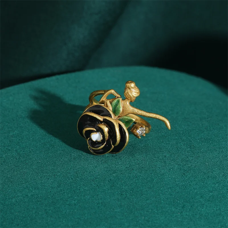 Vintage Elegant Large Flower Rings - Image 5